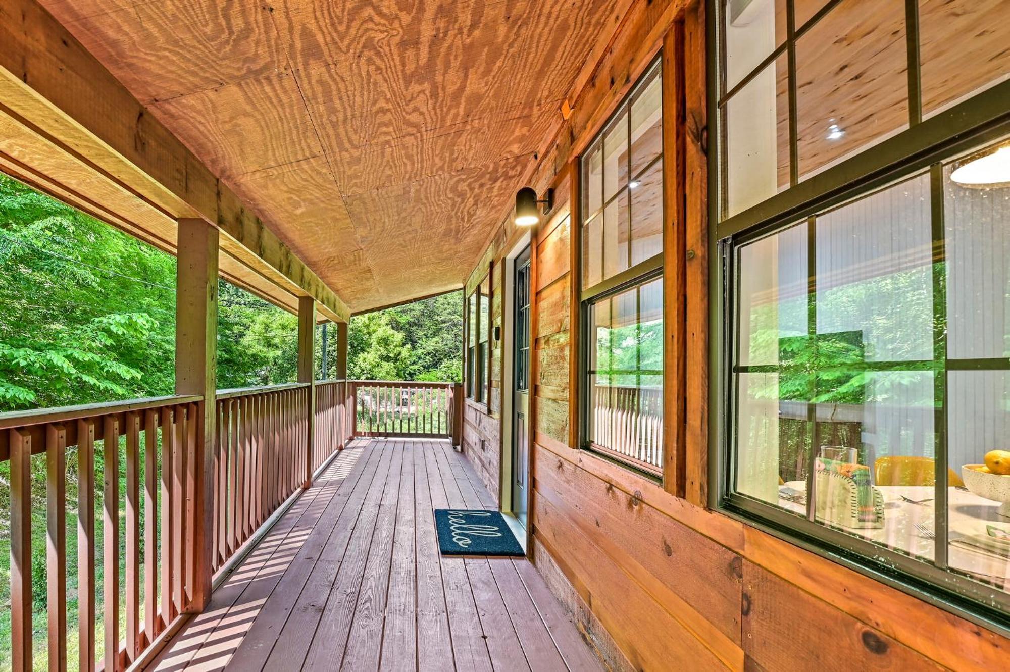 Smoky Mountains Hut Tub Cabin Dog Friendly Sevierville Ngoại thất bức ảnh